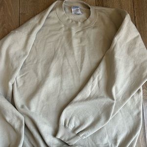 Gildan ultra cotton crew neck